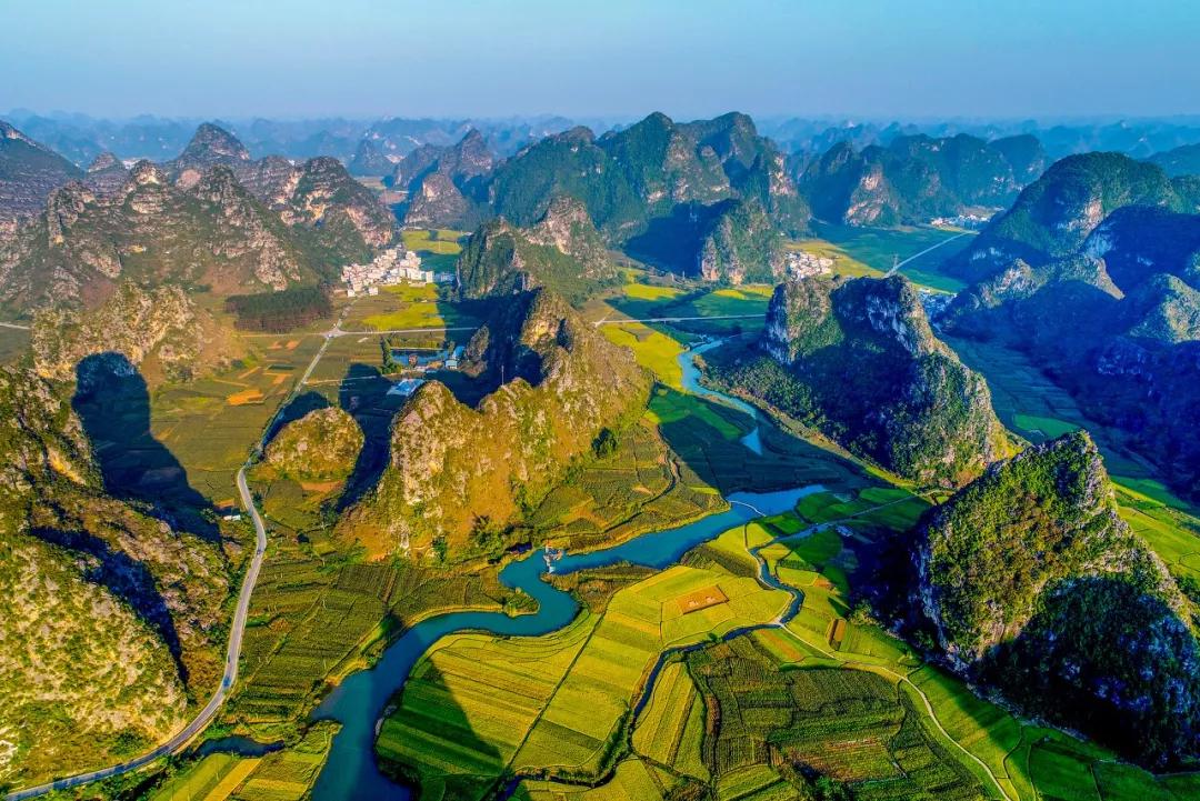 广西，亲爱的听众朋友们